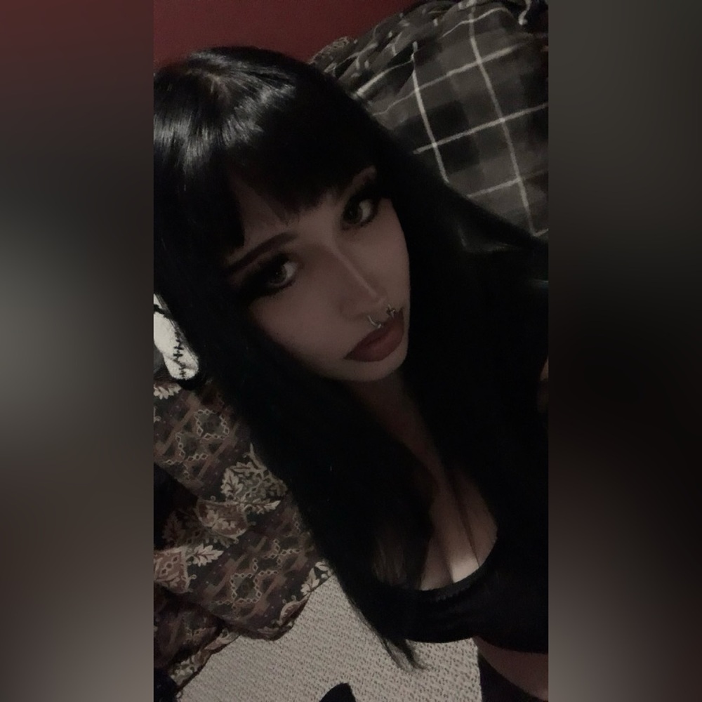 Meet your Posher, olivia 🫀